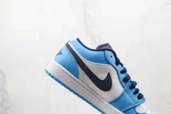 Nike Air Jordan 1 Low UNC - Image 4