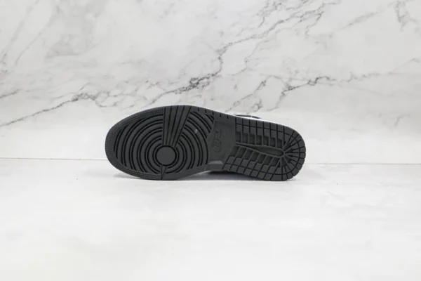 Nike Air Jordan 1 Low Light Smoke Grey - Image 6
