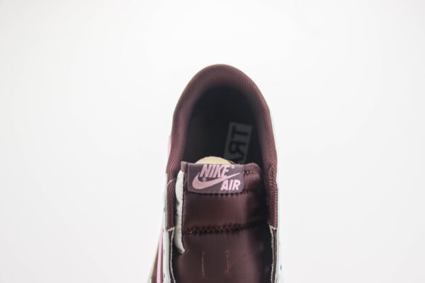 Travis Scott x Nike Air Jordan 1 Low OG Dark Pony - Image 6