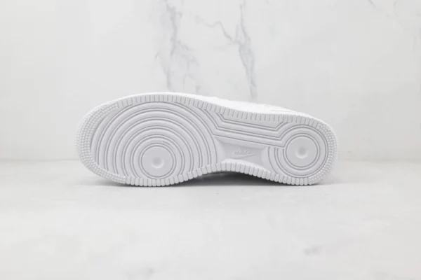 Nike Air Force 1 White - Image 6