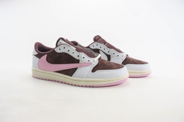 Travis Scott x Nike Air Jordan 1 Low OG Dark Pony - Image 8