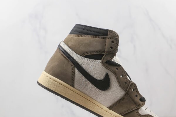 Travis Scott x Air Jordan 1 Retrô High Dark Mocha - Image 3