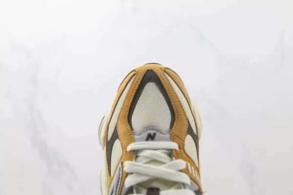 New Balance 9060 Workwear - Image 4