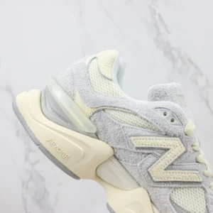 New Balance 9060 Quartz Grey - Image 4