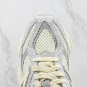 New Balance 9060 Quartz Grey - Image 5