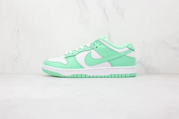 Nike Dunk Low Green Glow - Image 2