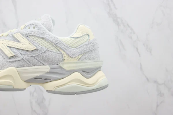 New Balance 9060 Quartz Grey - Image 3